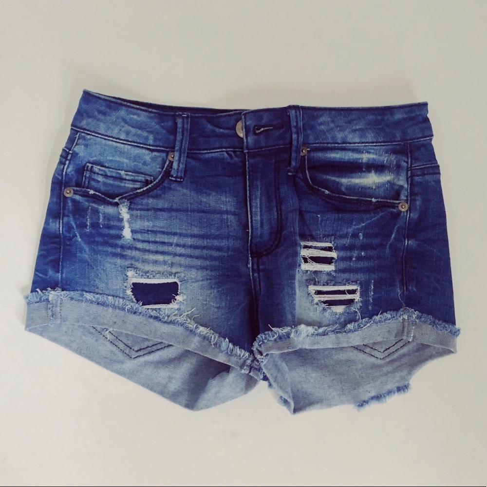 Ripped denim shorts